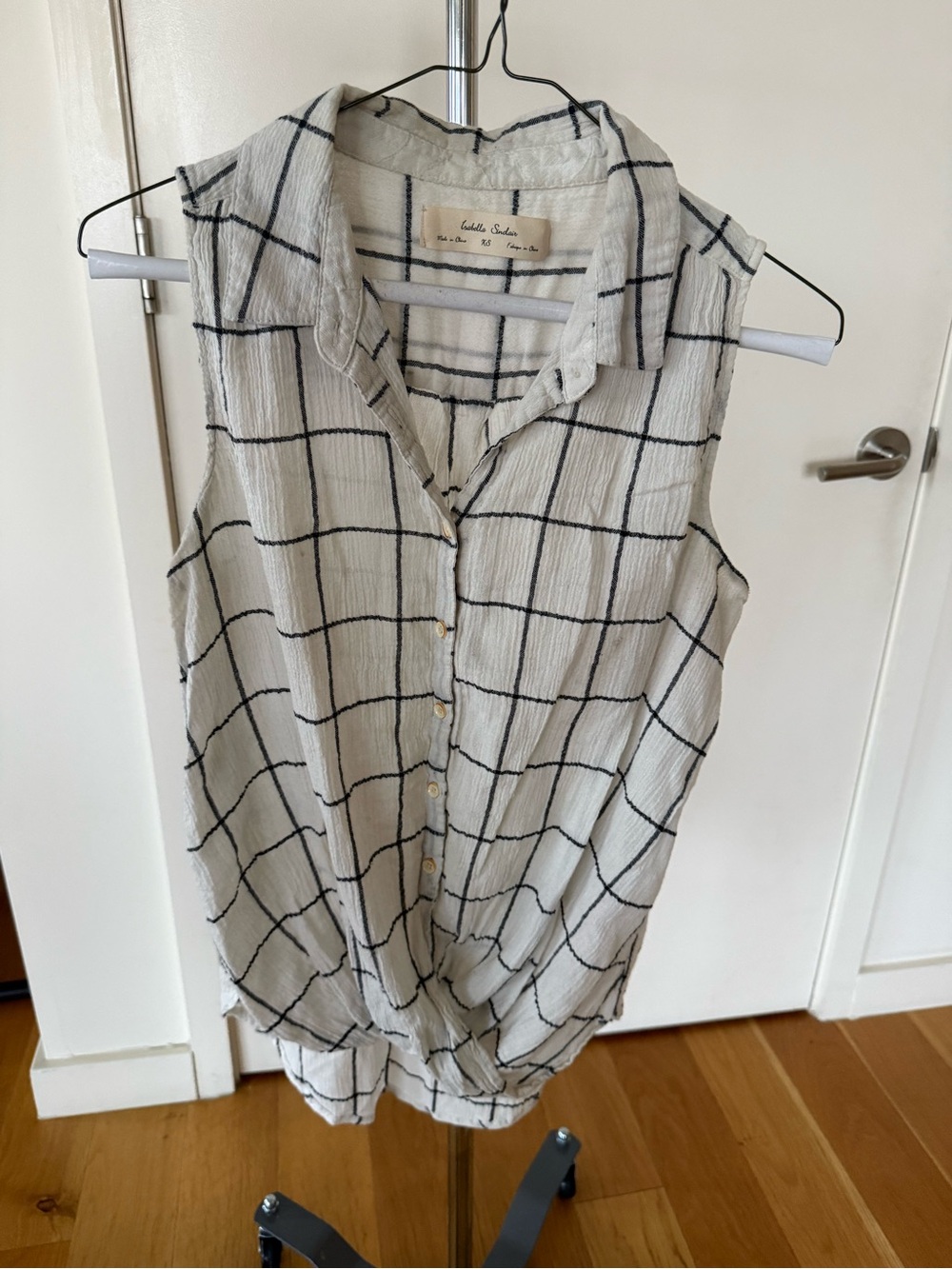 Anthropologie Sleeveless ButtonFront White & Blue Windowpane Top w/ Twist Detail